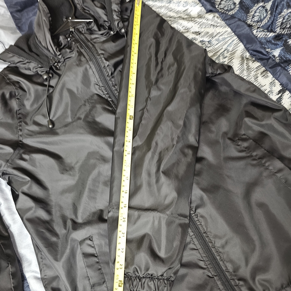 Totes Black Hooded Outerwear - Picture 11 of 14